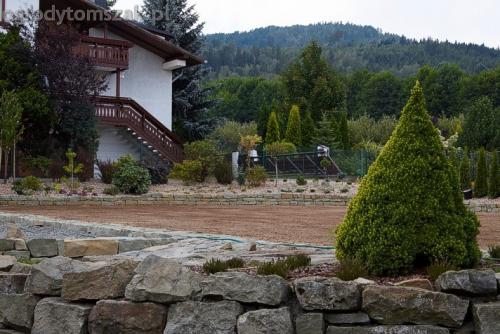 ogrod buczkowice piaskowiec z brennej brenski skarpy mur04