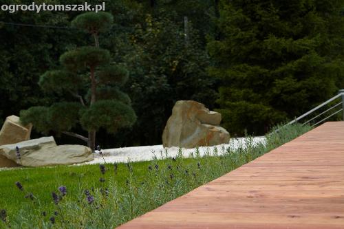 wilkowice mikuszowice lodygowice bystra ogrod murki piaskowiec trawnik schody piwniczka formowanie terenu skarpy IMG 8074